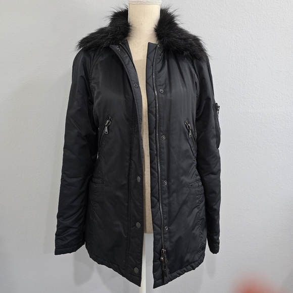 Express Jackets & Blazers - Express Black Puffer Jacket with Fur Trim